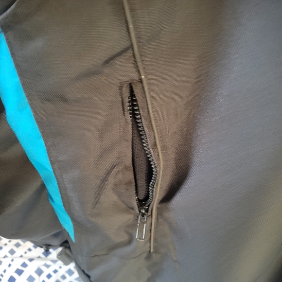 Riding jacket - Picture 5 of 9